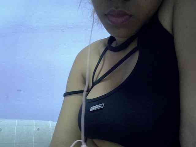 Aryah webcam
