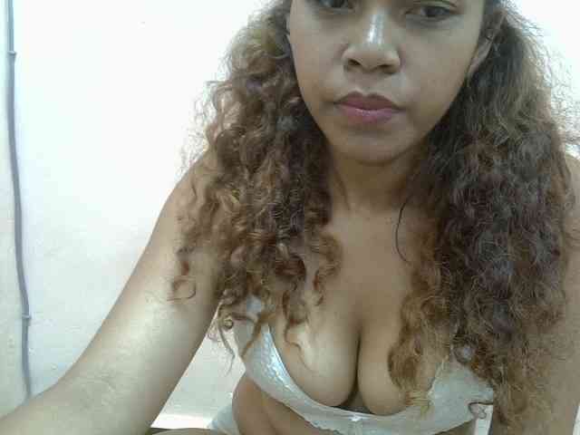 Aryah webcam