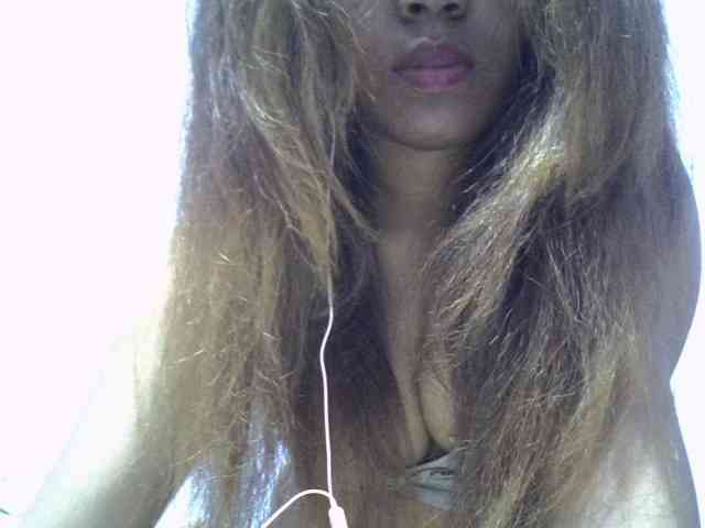 Aryah webcam