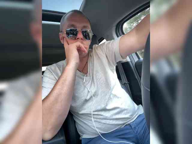 Mihalich93 Live Webcam on BongaCams