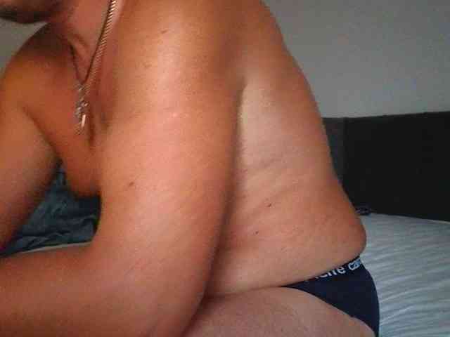 Mihalich93 Live Webcam on BongaCams