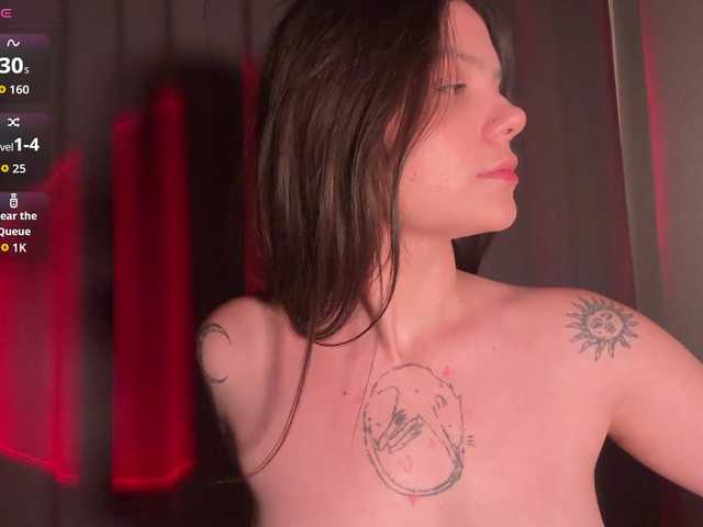 Alishaaaa live cam on BongaCams