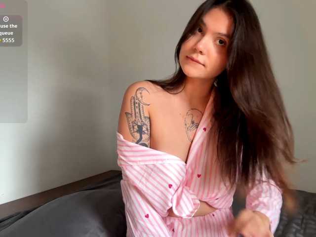 Alishaaaa live cam preview