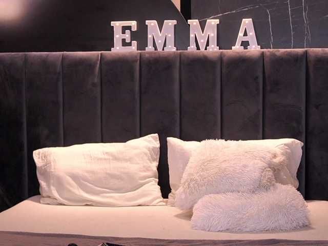Emawill live cam on BongaCams