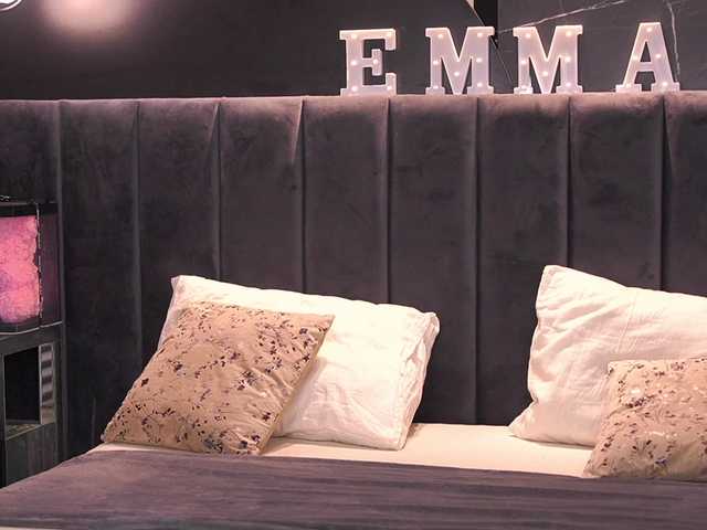 Emawill live cam on BongaCams