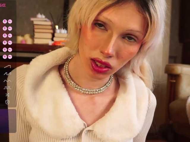 PamelamyDreamysEsmonde