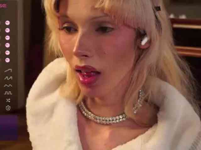 PamelamyDreamysEsmonde
