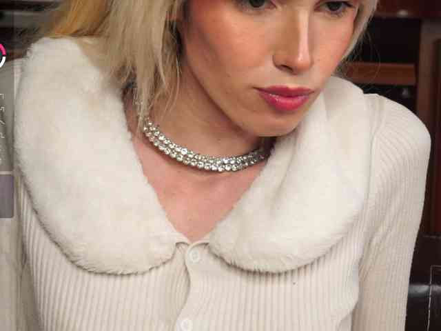 PamelamyDreamysEsmonde