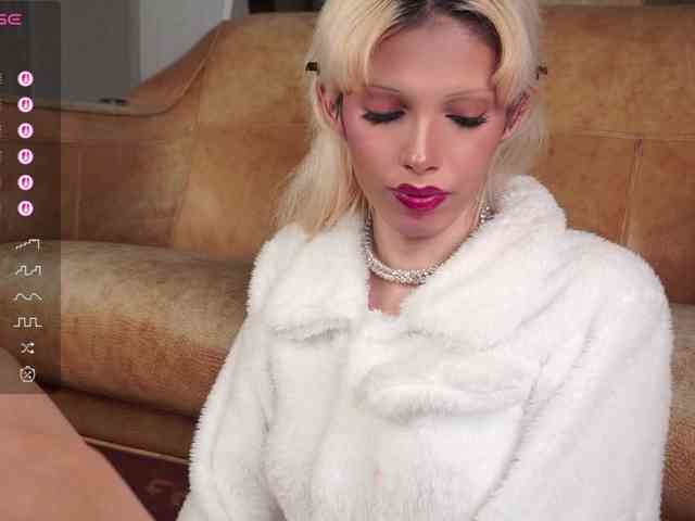 PamelamyDreamysEsmonde