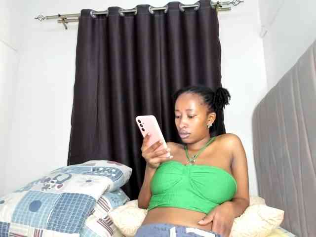 kinkylexi webcam
