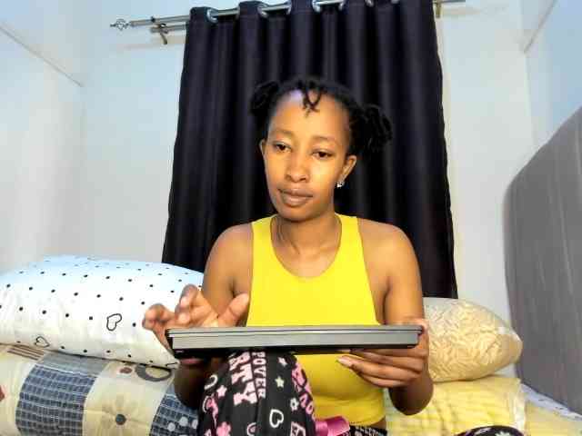 kinkylexi webcam