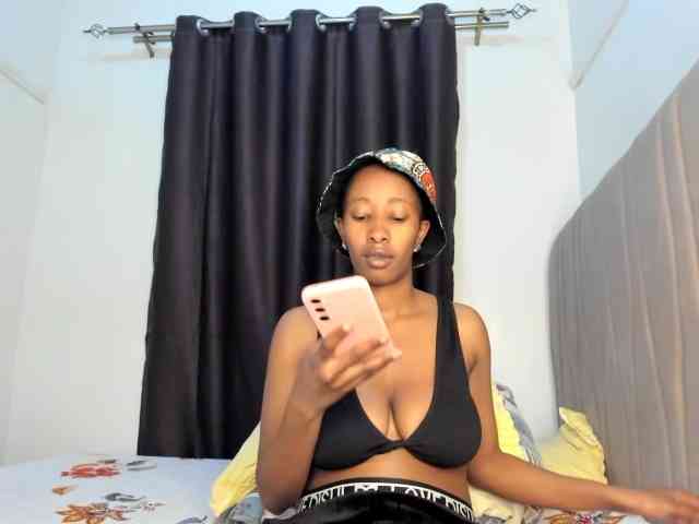 kinkylexi webcam