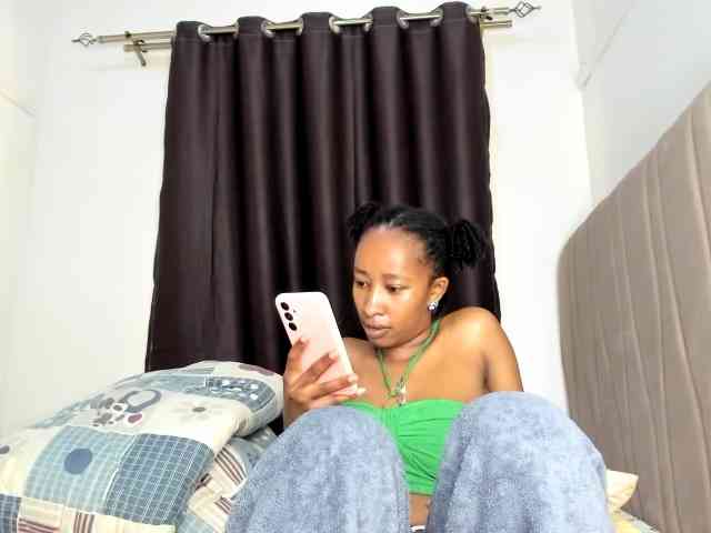 kinkylexi webcam