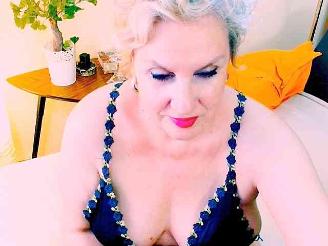 Modella: IrisMilano