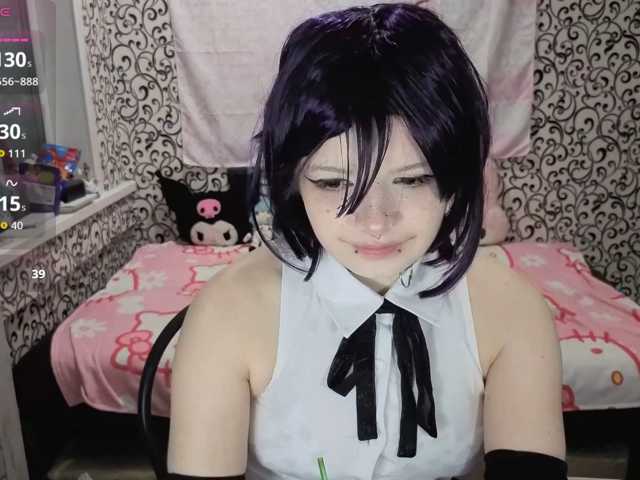 FrirenLovv live cam on BongaCams