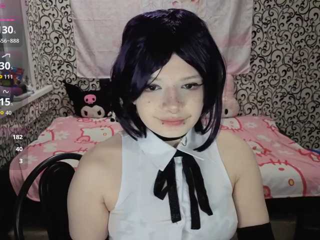 FrirenLovv live cam on BongaCams
