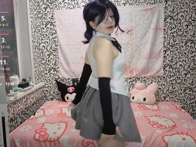 FrirenLovv live cam on BongaCams