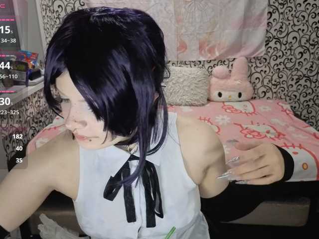 FrirenLovv live cam on BongaCams