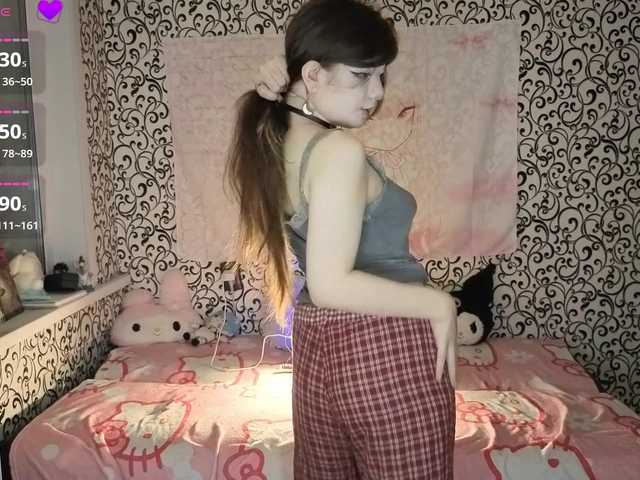 FrirenLovv live cam