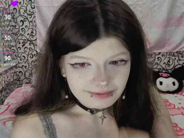 FrirenLovv webcam