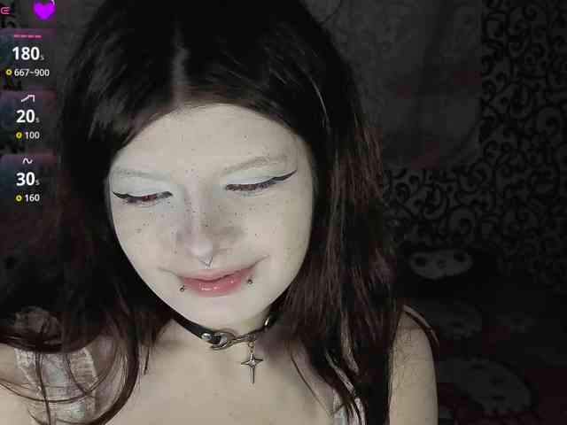 FrirenLovv webcam
