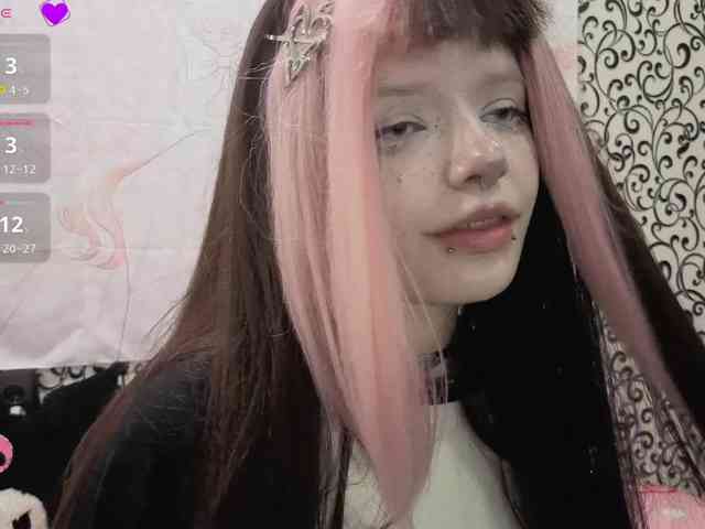FrirenLovv webcam