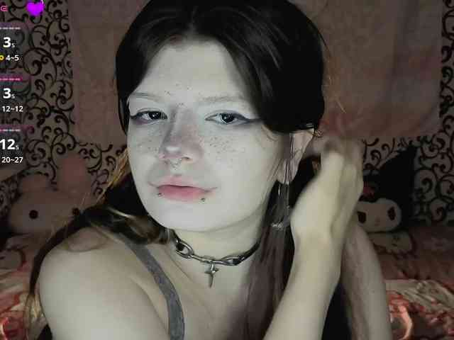FrirenLovv webcam