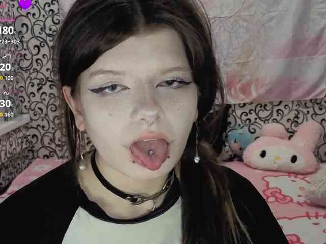 FrirenLovv webcam