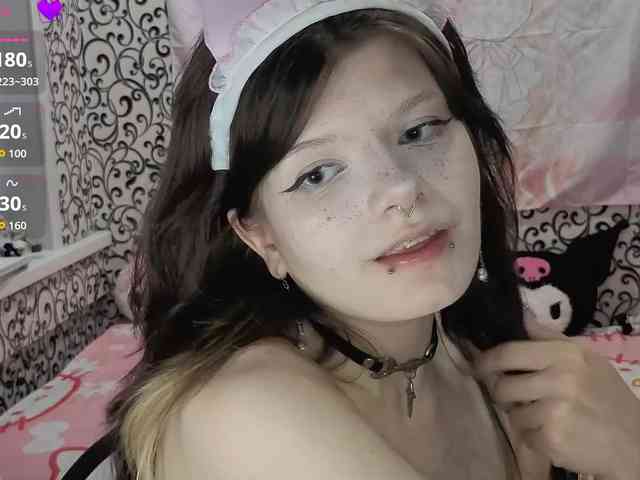 FrirenLovv webcam