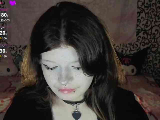 FrirenLovv webcam