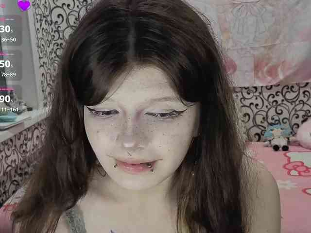 FrirenLovv webcam