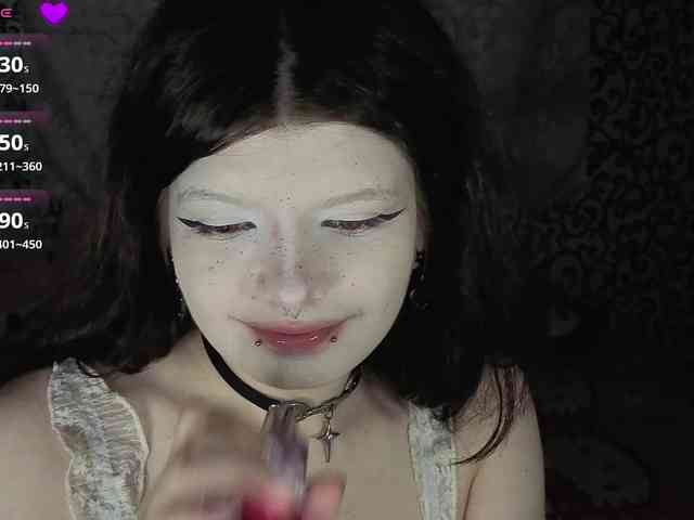 FrirenLovv webcam