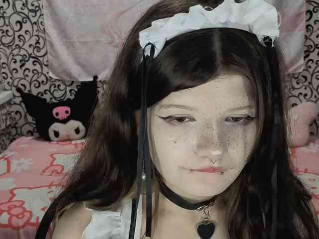 FrirenLovv webcam