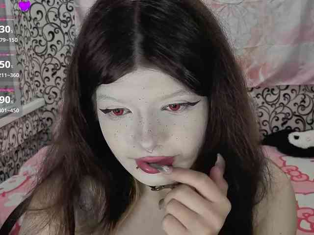 FrirenLovv webcam