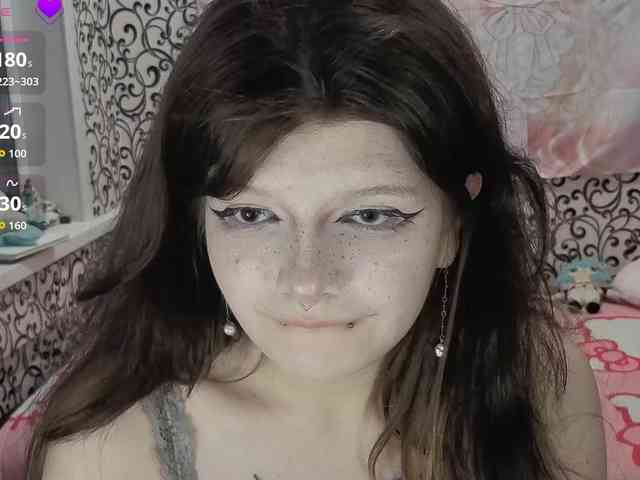FrirenLovv webcam