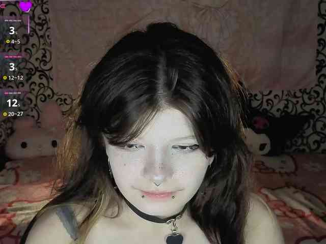 FrirenLovv webcam
