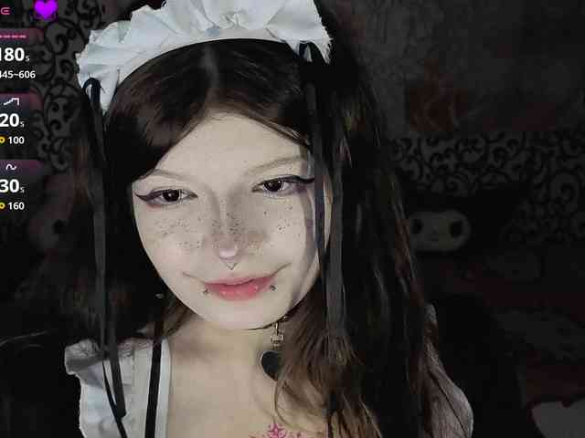 FrirenLovv webcam
