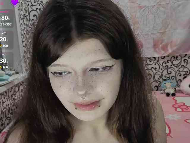 FrirenLovv webcam
