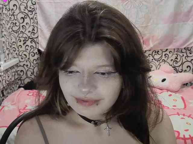 FrirenLovv webcam