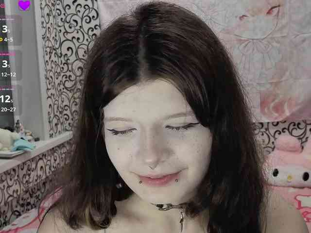 FrirenLovv webcam