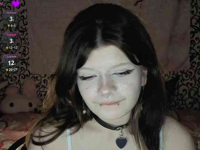FrirenLovv webcam