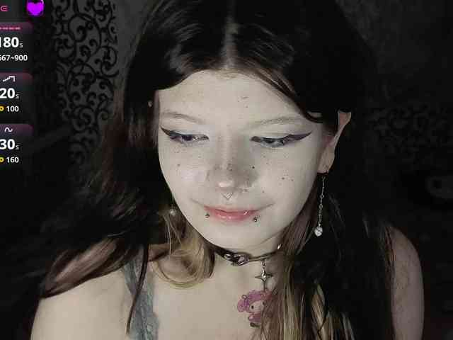 FrirenLovv webcam
