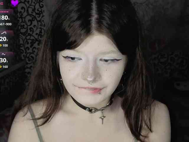 FrirenLovv webcam
