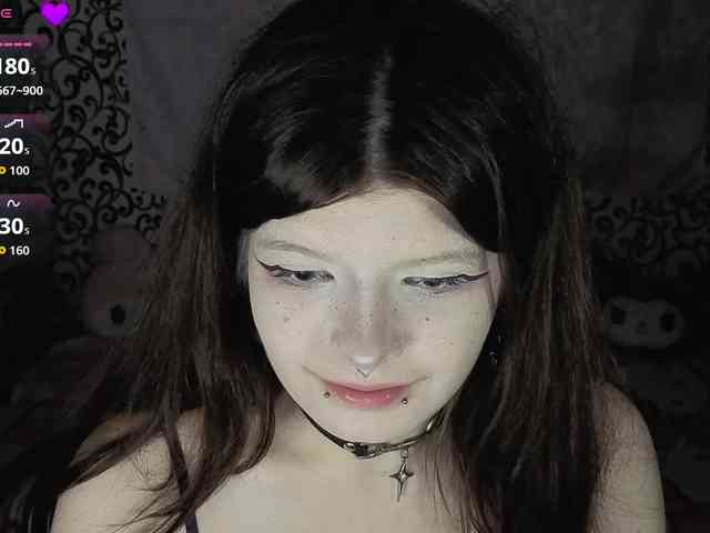 FrirenLovv webcam