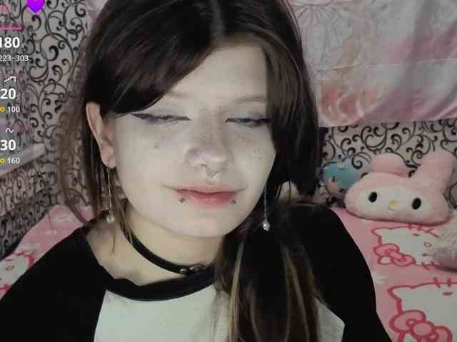 FrirenLovv webcam