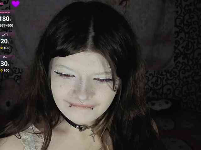 FrirenLovv webcam