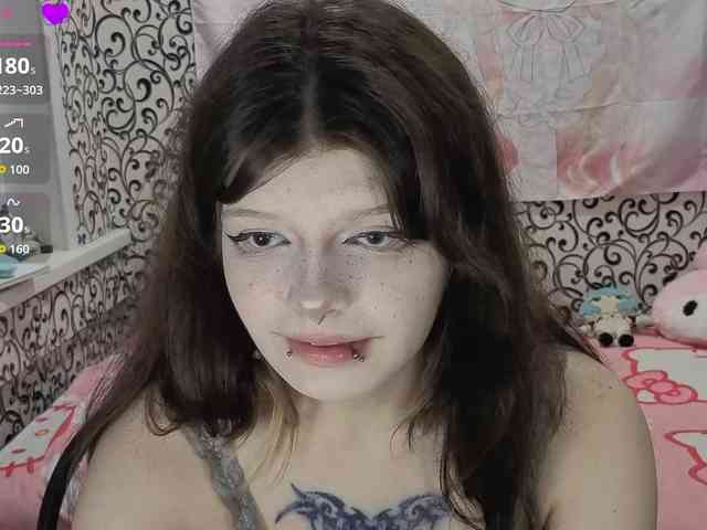 FrirenLovv webcam