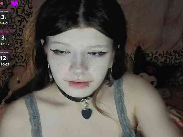 FrirenLovv webcam