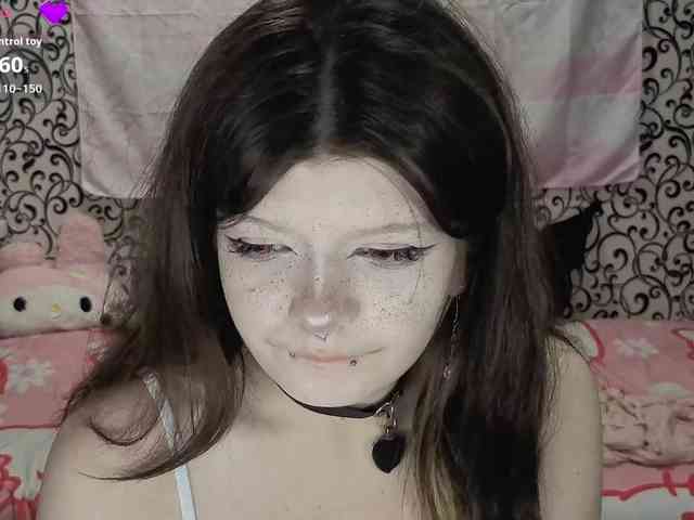 FrirenLovv webcam