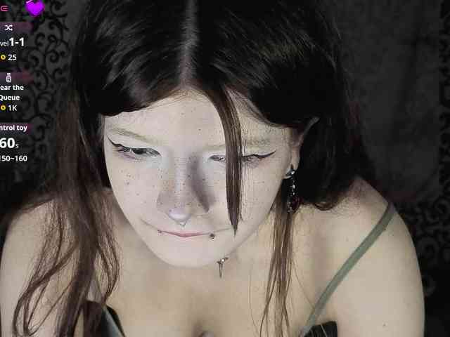 FrirenLovv webcam